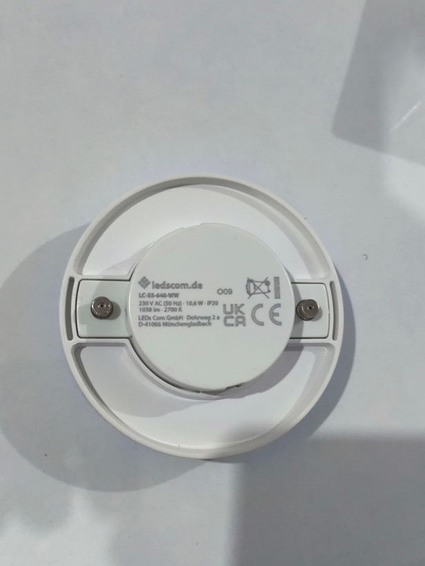 لامپ LED برند ledscom مدل GX53 ؛ ۱۱وات و ۱۰۳۸ لومن