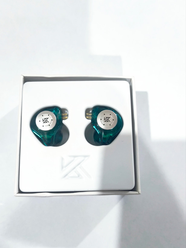 هندزفری KZ EDX Pro – درایور 10mm، صدای HiFi و بیس عمیق