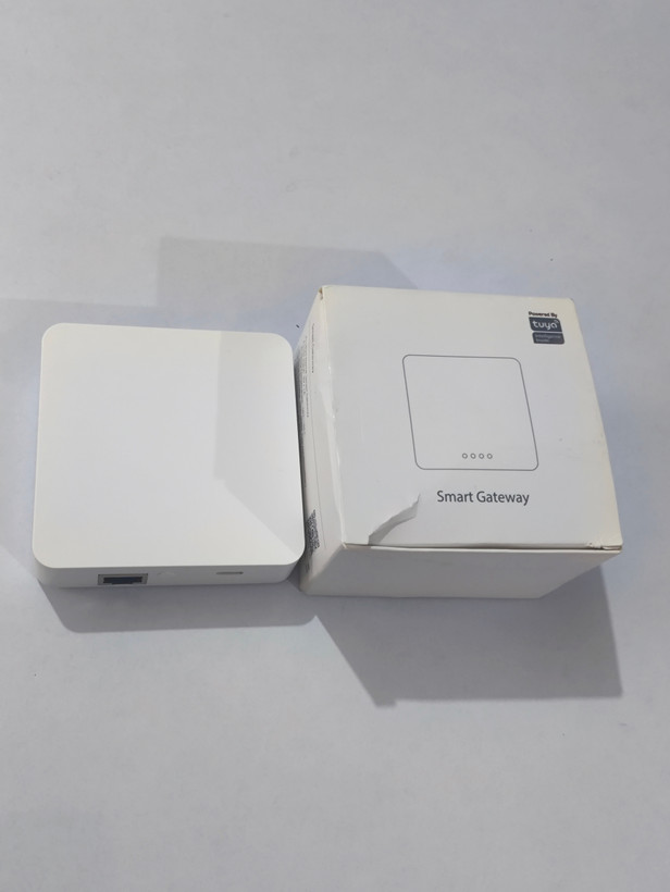 هاب مرکزی Zigbee تویا با کابل تایپ سی و کابل شبکه