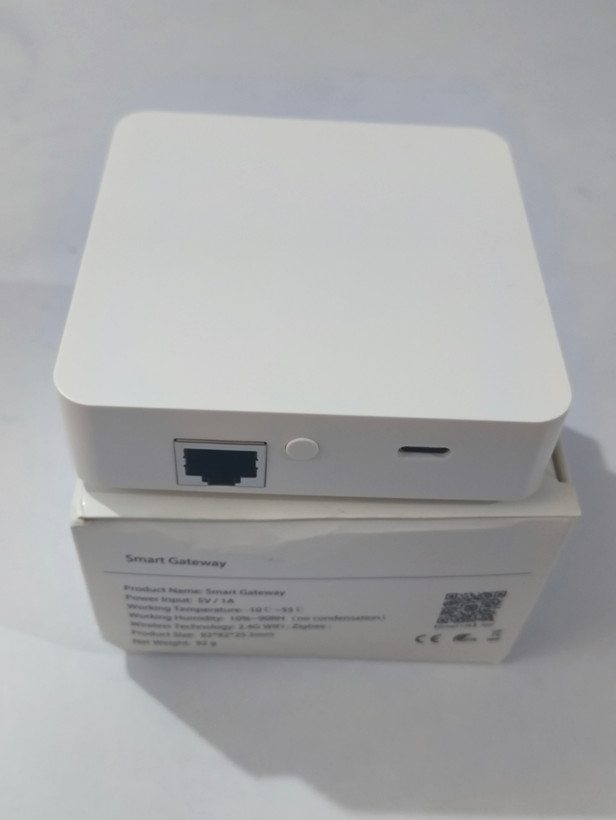 هاب مرکزی Zigbee تویا با کابل تایپ سی و کابل شبکه